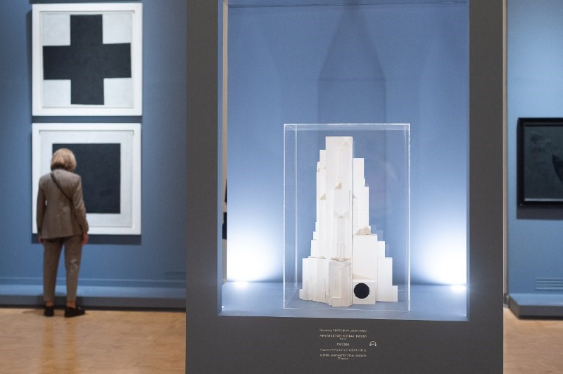 Скидка 35% на посещение выставки «Наш авангард» – в честь 35-летия банка ВТБ!